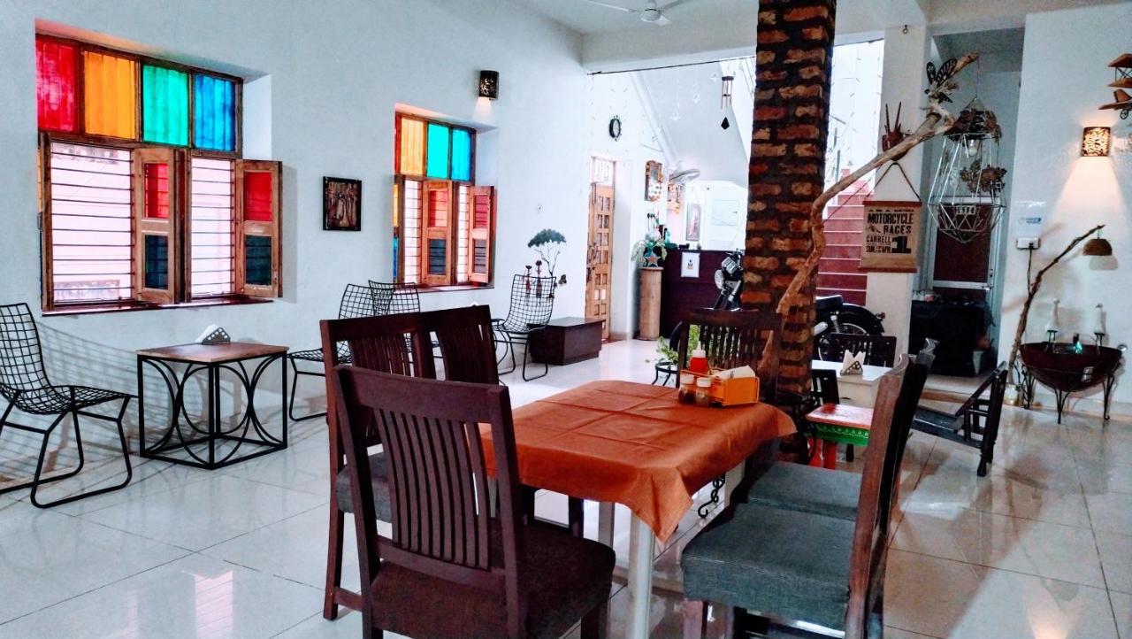 Rangbaari Stays & Cafe จ๊อดปูร์ ภายนอก รูปภาพ