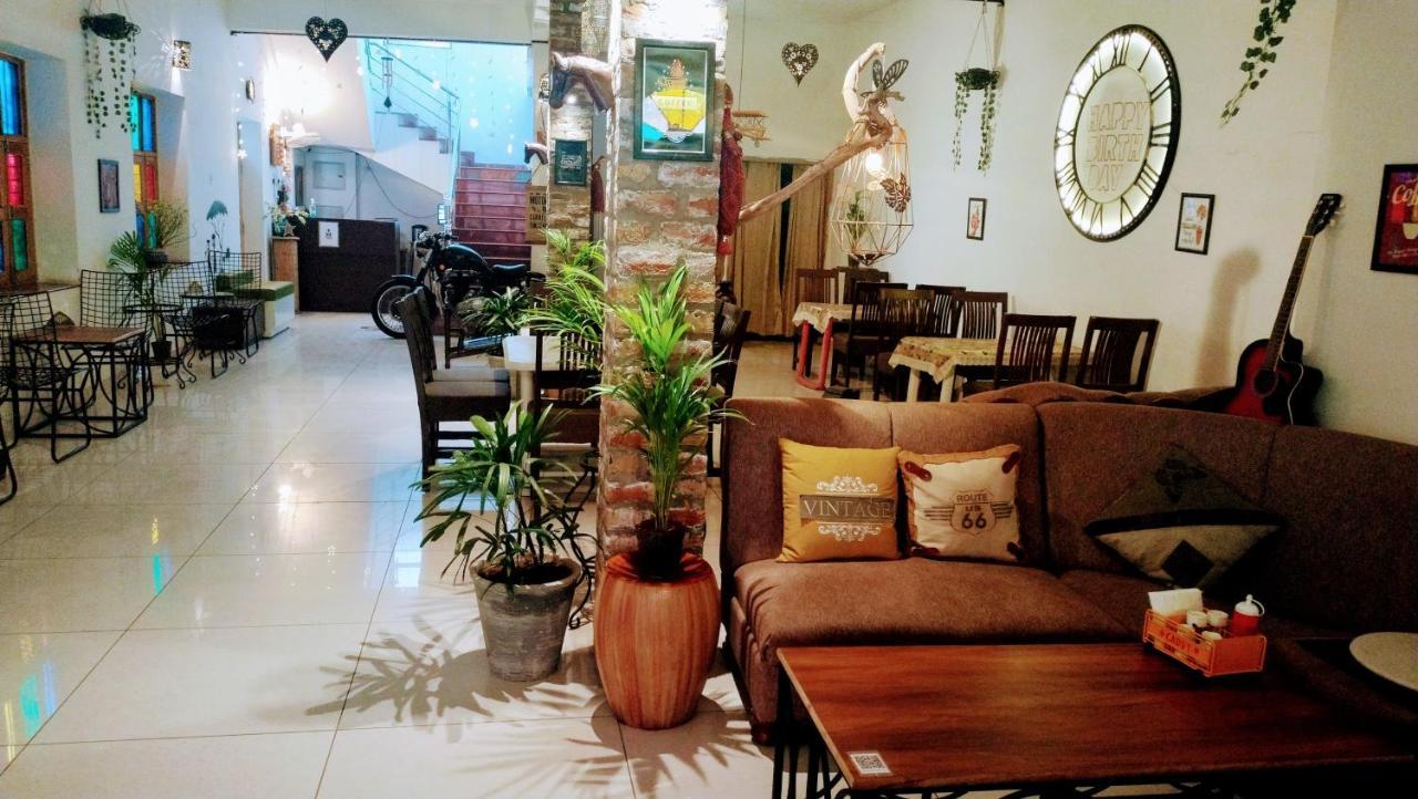 Rangbaari Stays & Cafe จ๊อดปูร์ ภายนอก รูปภาพ